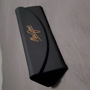 Maui Jim black case for sunglasses